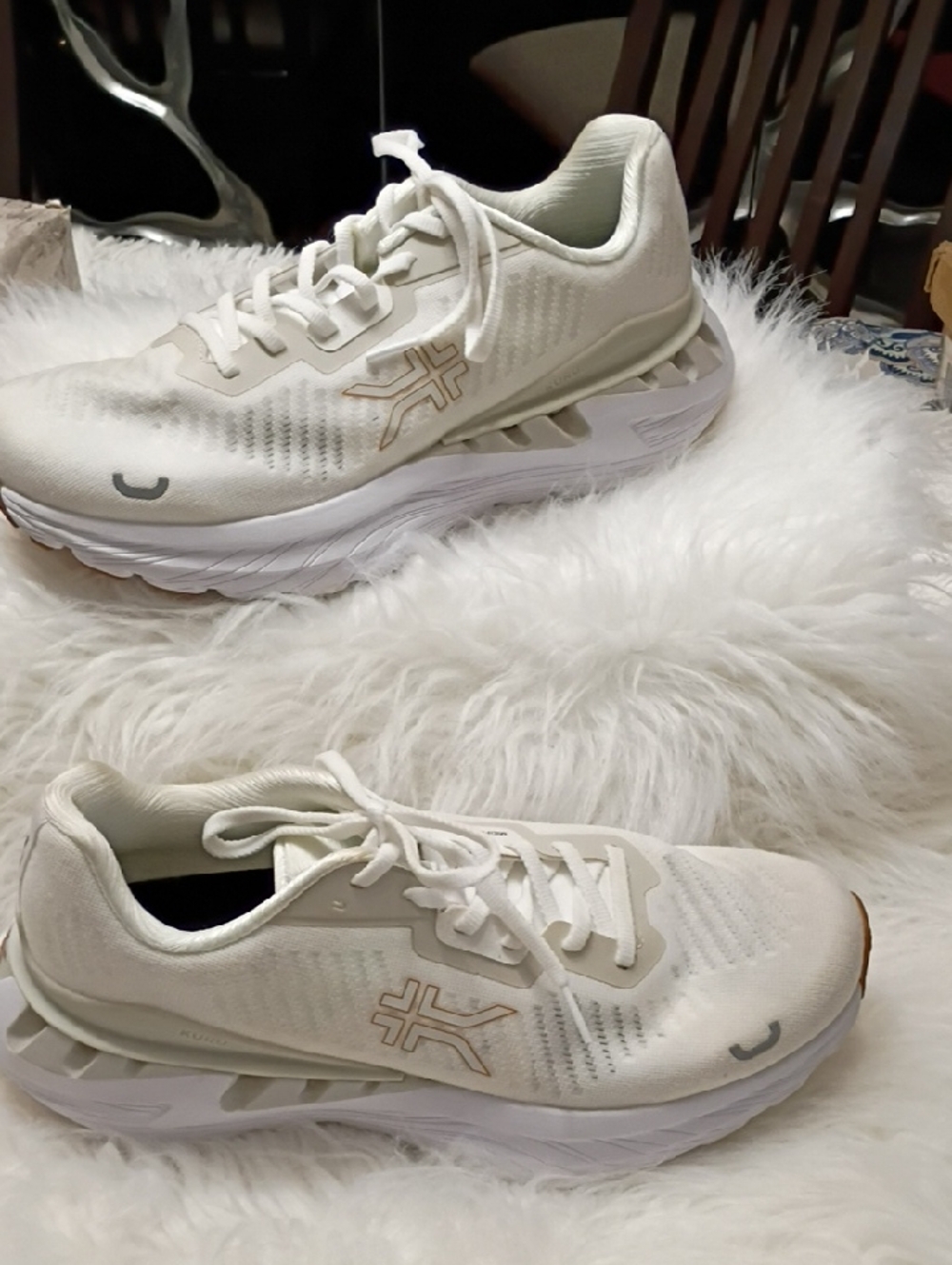 KURU Cloud+ Triple Max Ion White & Cream Running Plantar Fascitis Sneakers 11M